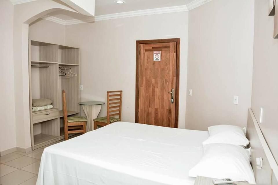 Hotel G & K Brasiléia Exterior foto